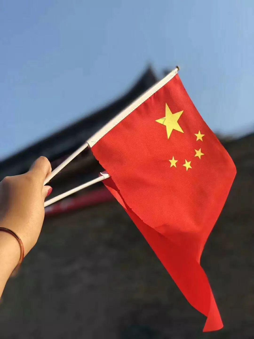 首届“万人旗袍秀 千里江山图”旗袍年会隆重举行